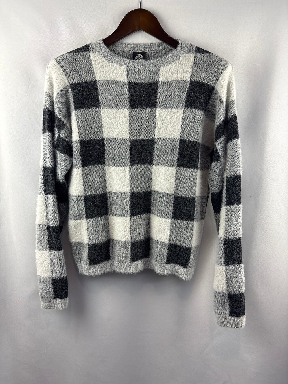 Women’s Bobeau Small White & Gray Plaid Sweater